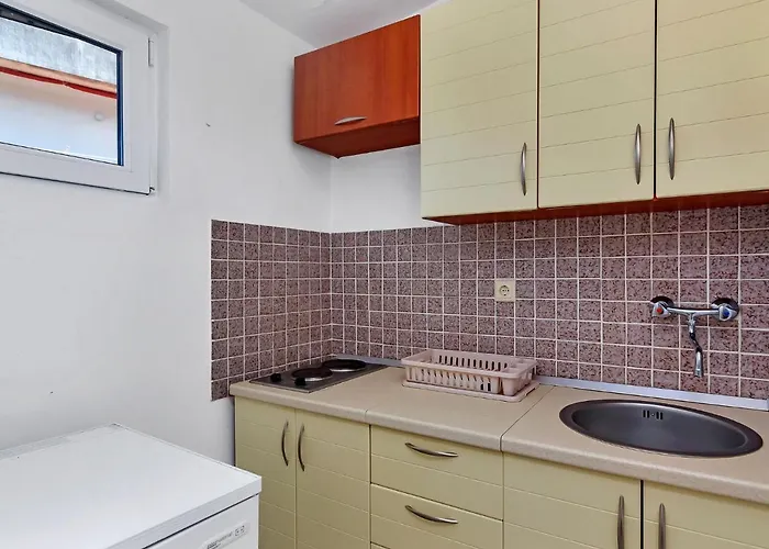 Apartman Cico-6 By Interhome Selca kod Bogomolja